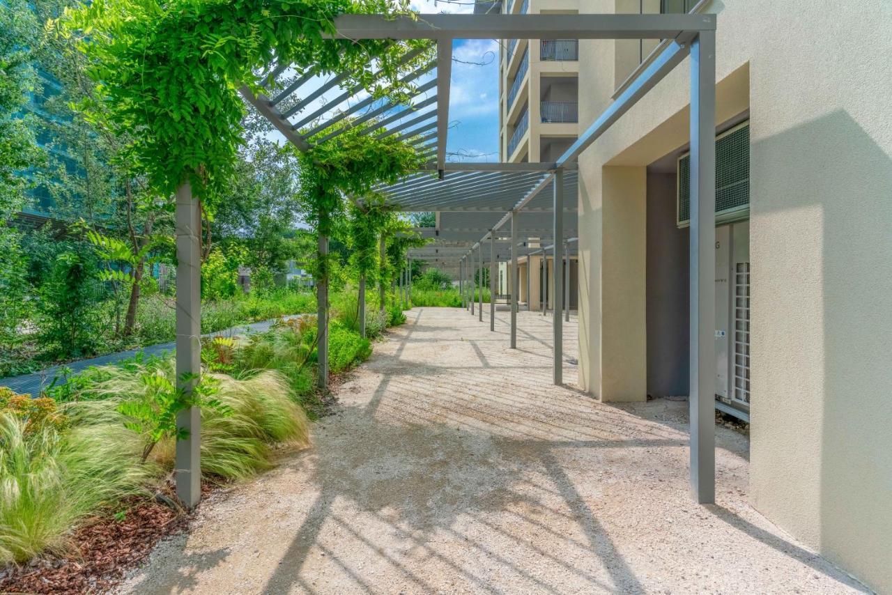 Ferienwohnung Modern With Terrace & Garage By Ndp Rent Mailand Exterior foto
